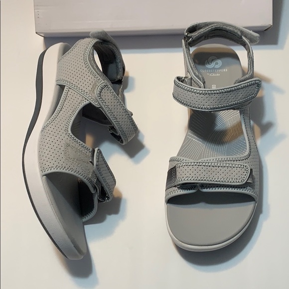 clarks gray sandals